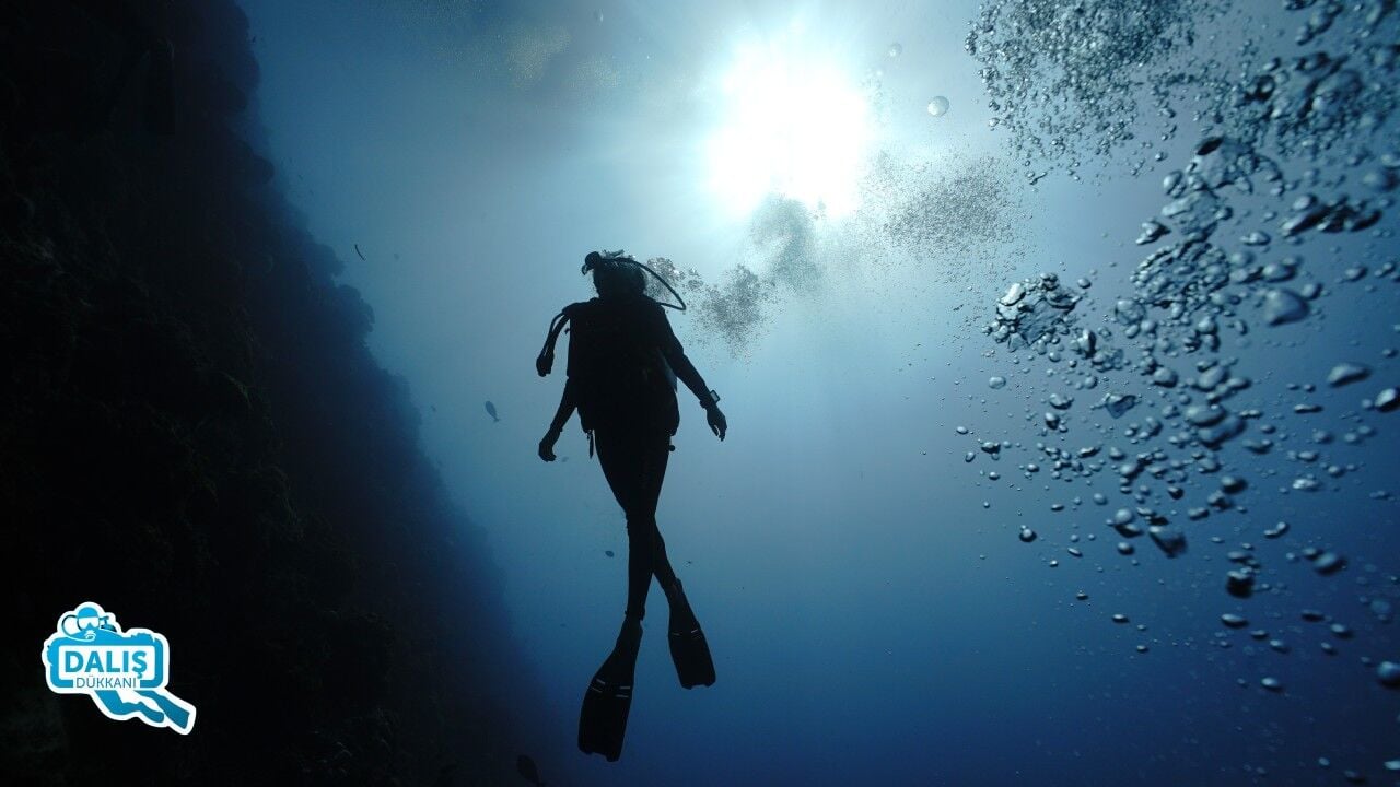 Tüplü Dalış Yaş Sınırı: Kaç Yaşında Dalış Yapılabilir?
