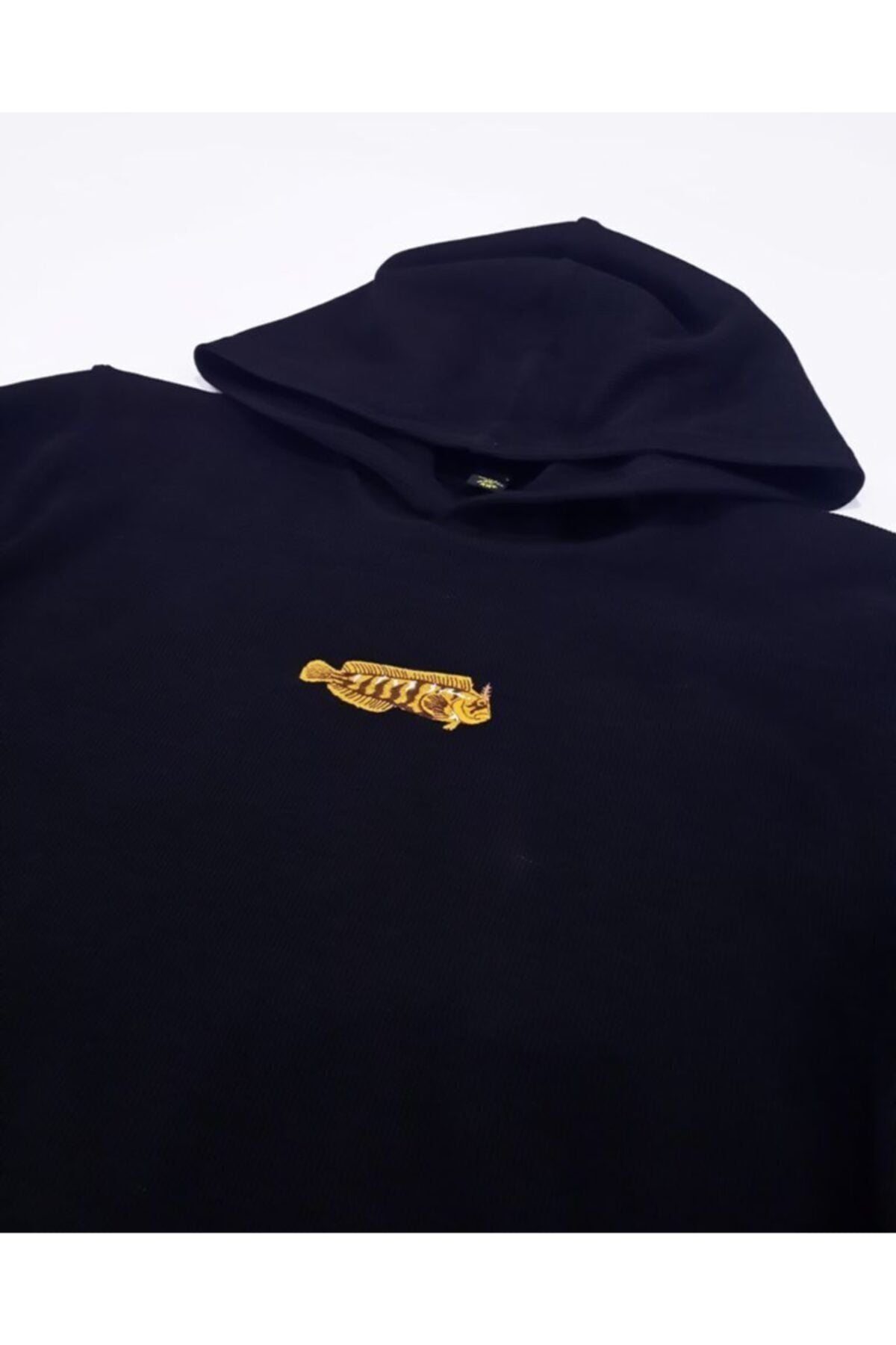 Horozbina Balığı Nakışlı Kapüşonlu Sweatshirt M - Siyah