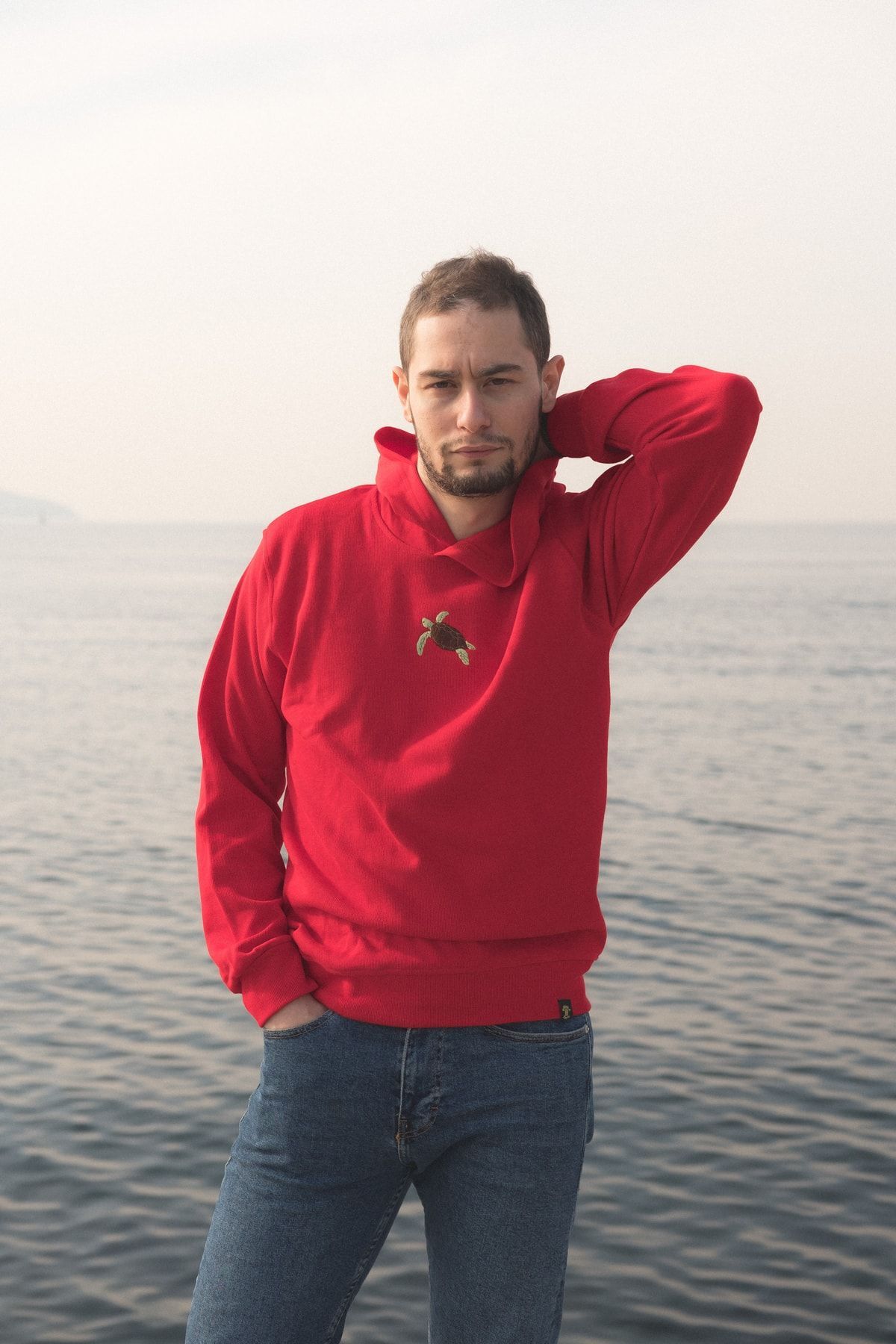 Deniz Kaplumbağası Nakışlı Kapüşonlu Sweatshirt M - Kırmızı