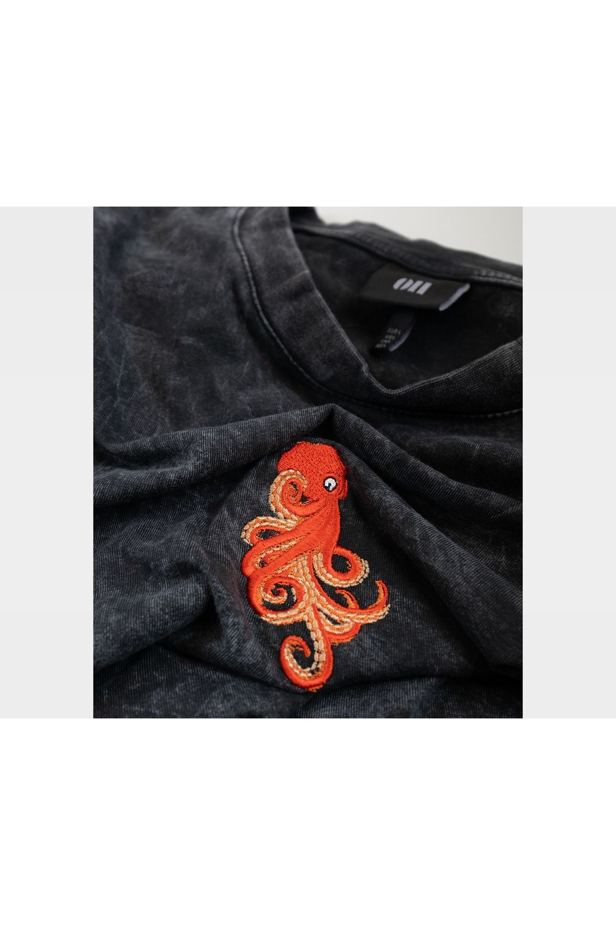 Ahtapot Nakışlı Yıkamalı Oversize T-Shirt L - Siyah